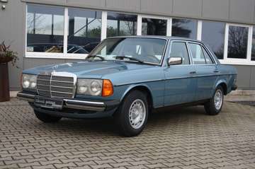 W123 * Frühes Modell * Sehr schön...