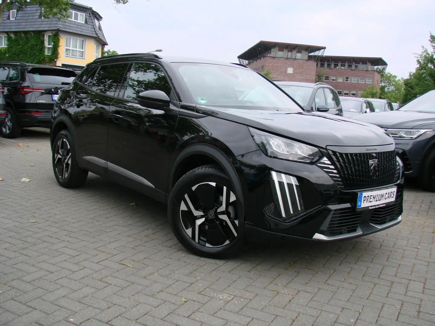 Peugeot 2008 1.2 Allure ACC MirrorLink Kamera LED Schwarz - 1