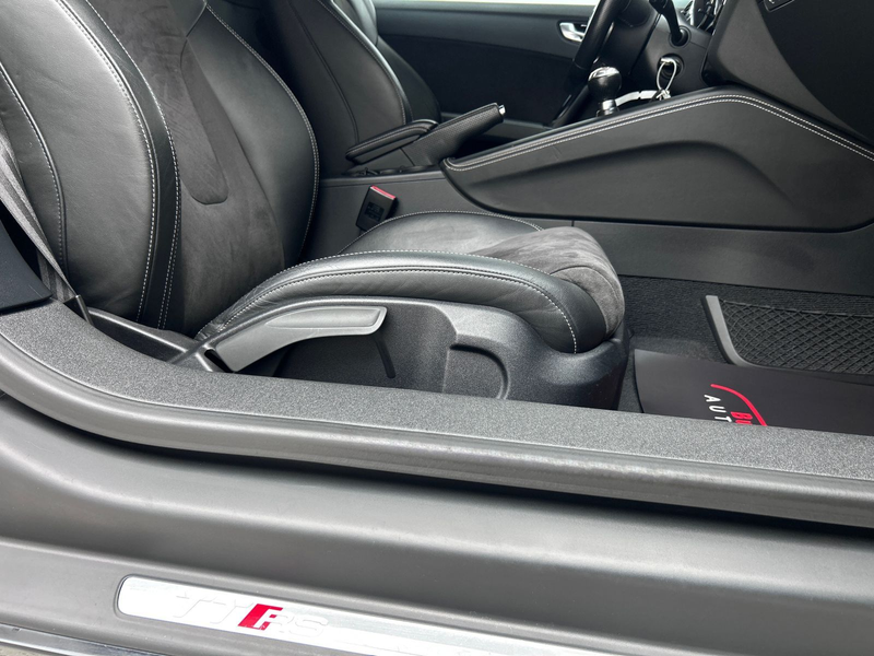 Audi TT RS 2.5 TFSI quattro*MANUAL*15T€ UMBAU* — photo 20