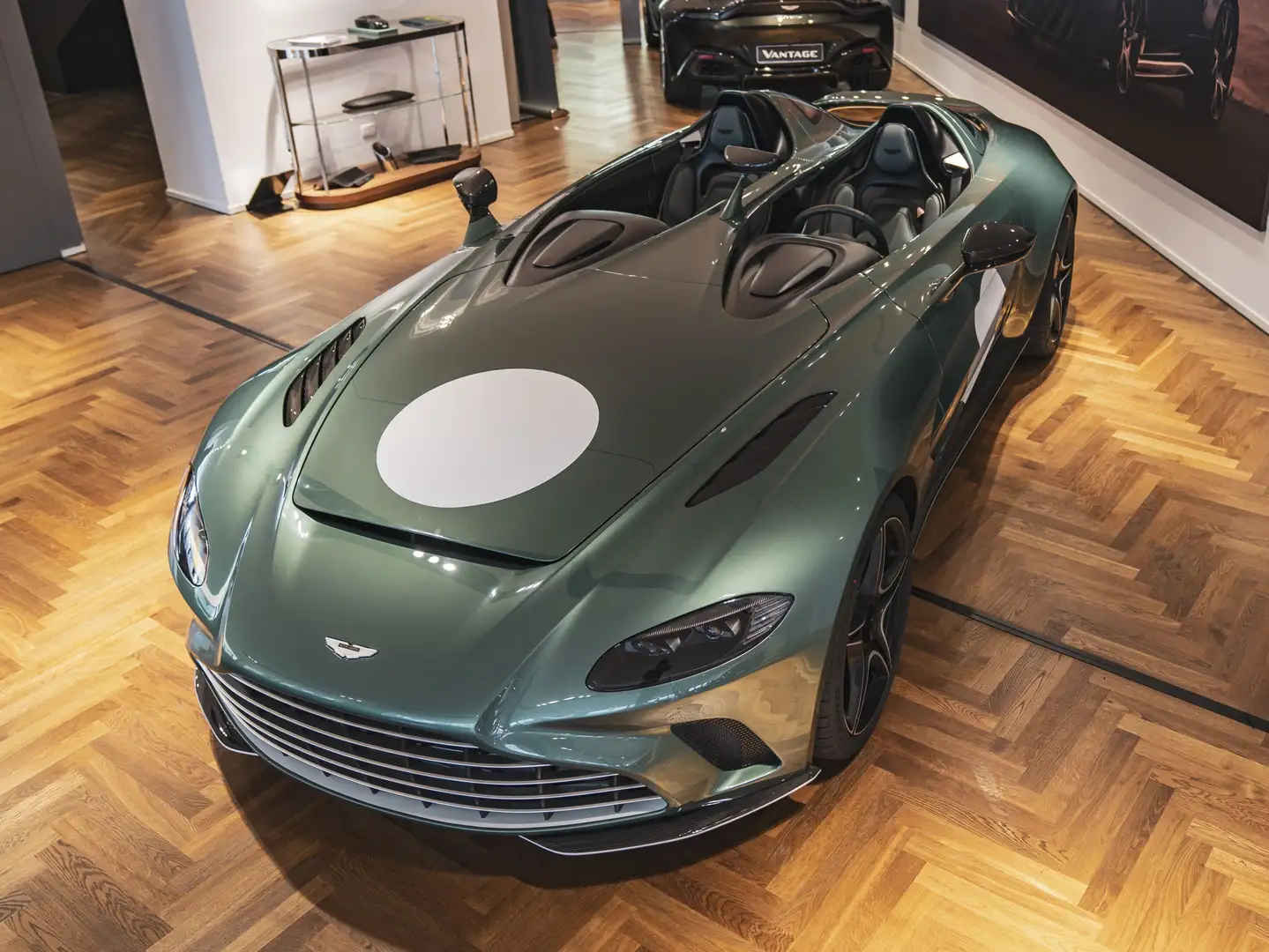 Aston Martin Vantage Speedster Зелений - 2