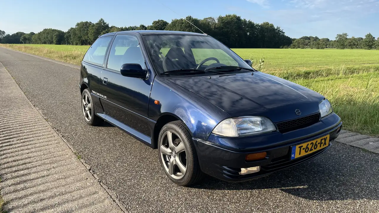 Suzuki Swift 1.3 GTi. 42.000km, foto 2