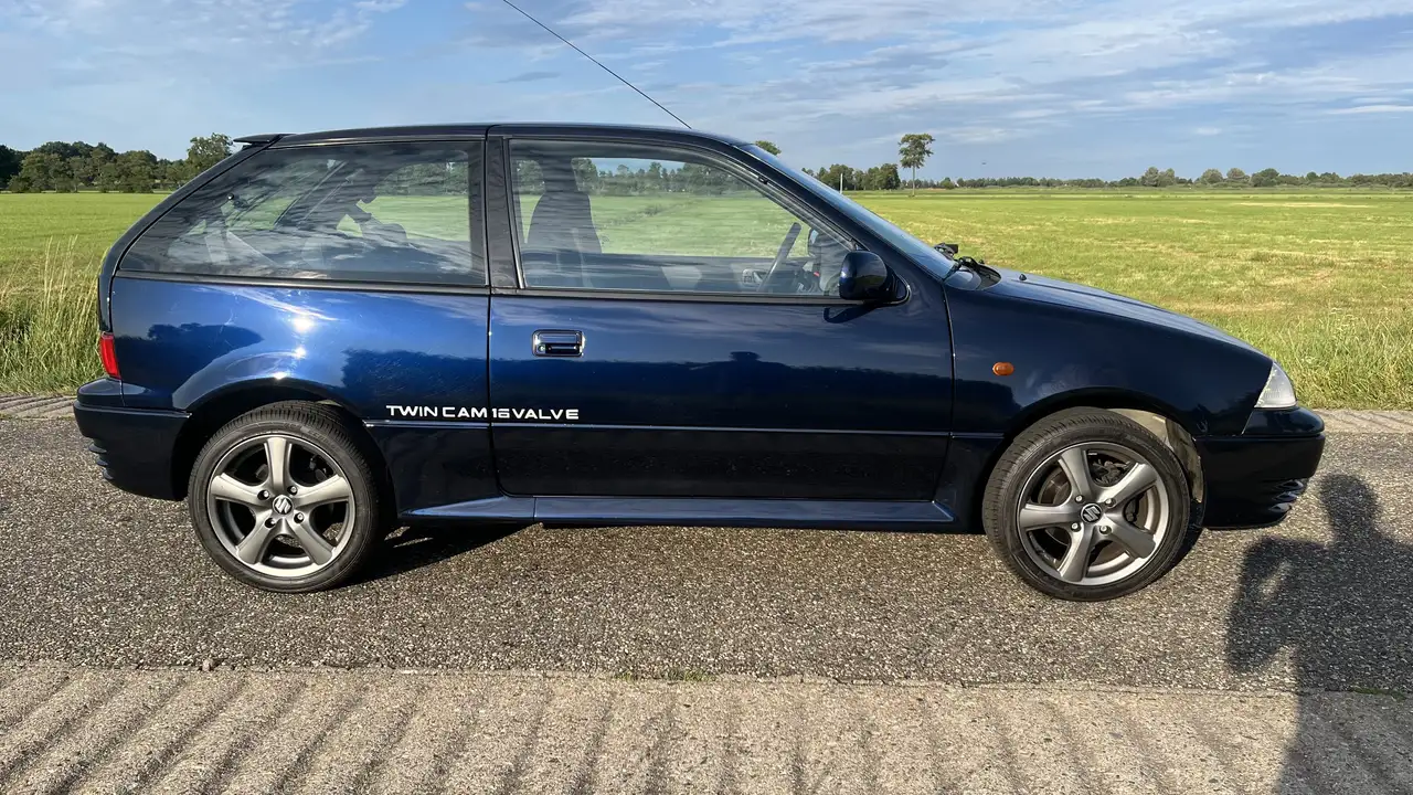 Suzuki Swift 1.3 GTi. 42.000km, foto 4