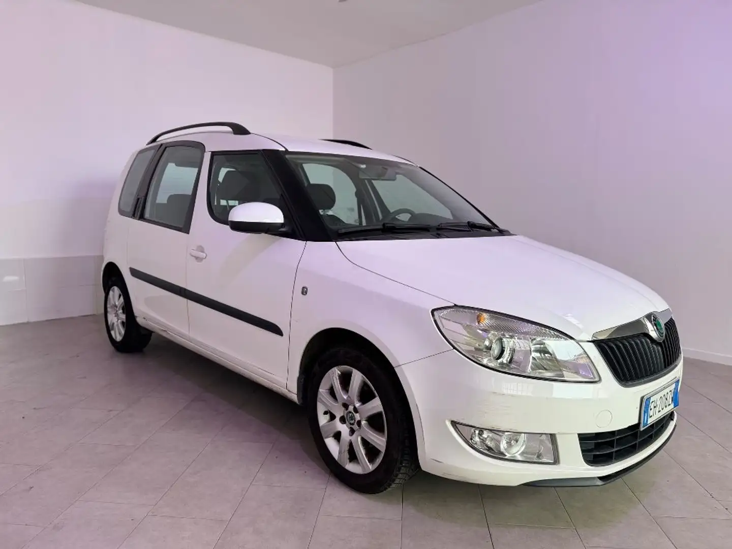 Skoda Roomster 1.2 12V 70CV Style Blanco - 2