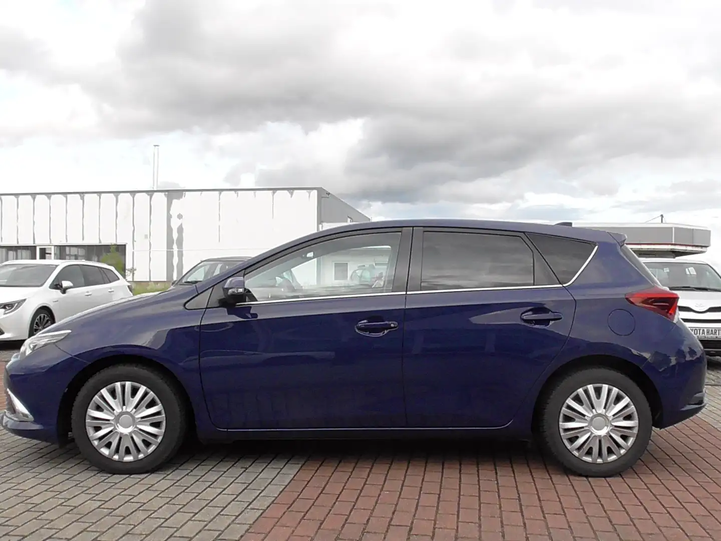 Toyota Auris Executive,Alu,Sitzheizung,Einparkhilfe,5-türig, Blau - 2