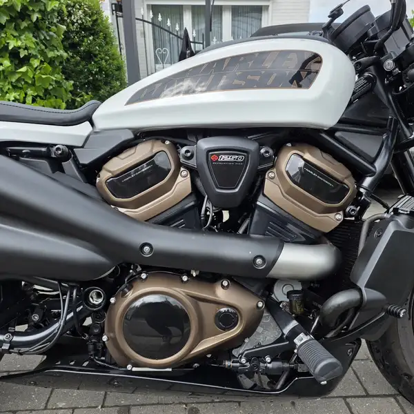 Harley-Davidson Sportster S - foto 4