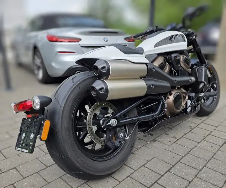 Harley-Davidson Sportster S - foto 8