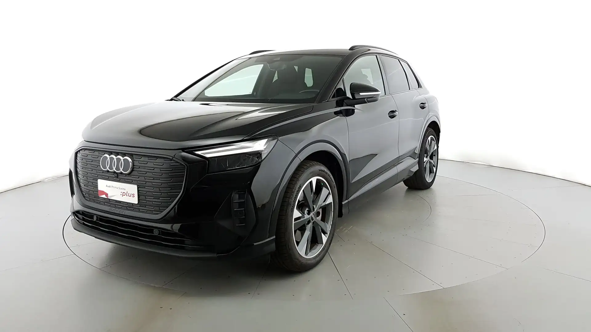 Audi Q4 e-tron 40 Business Advanced Noir - 1