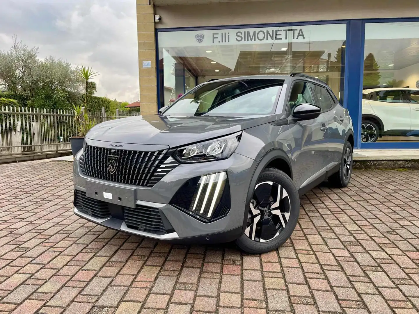 Peugeot 2008 PureTech 130 S&S EAT8 Allure - KM0 Grigio - 1