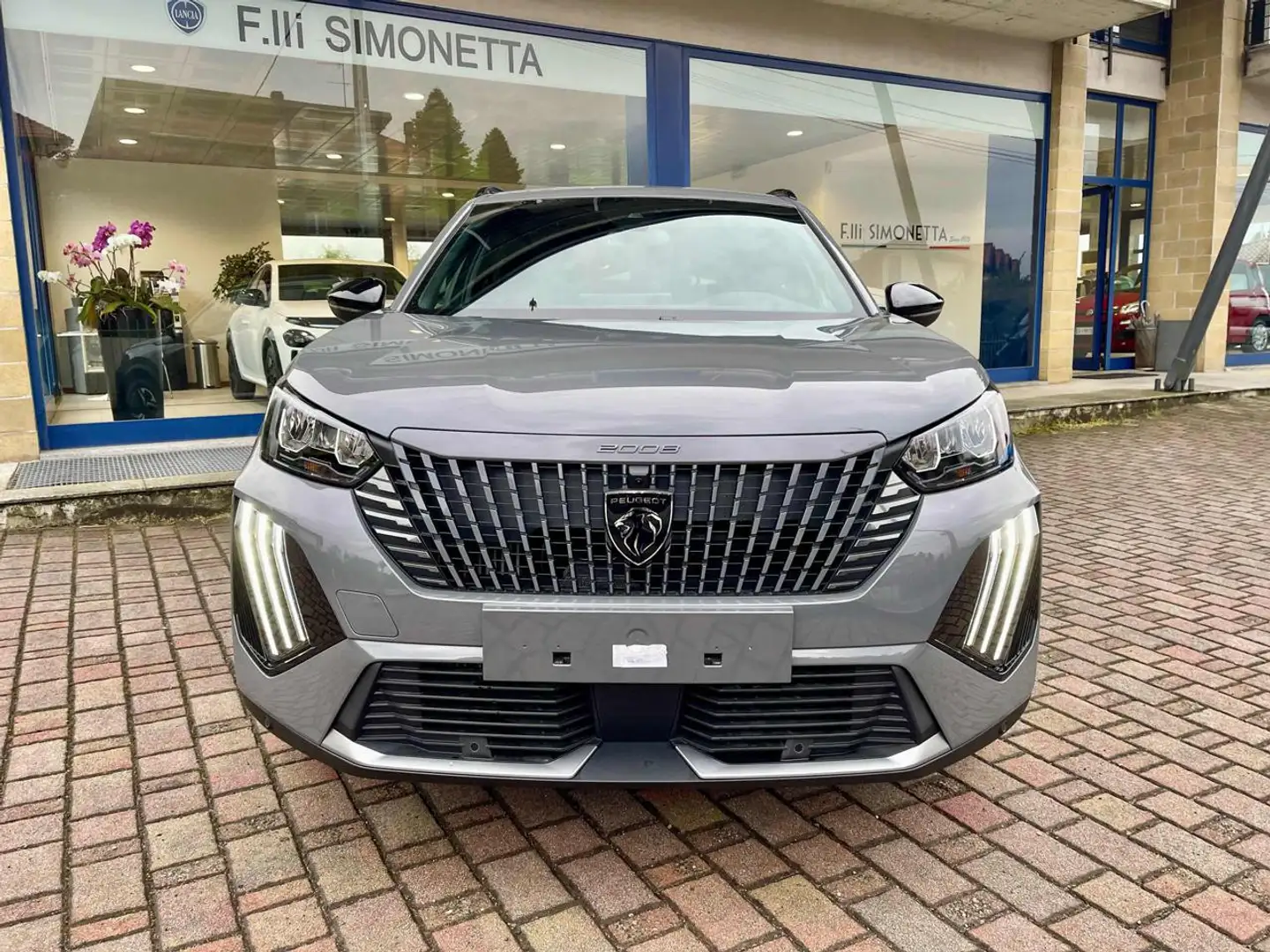 Peugeot 2008 PureTech 130 S&S EAT8 Allure - KM0 Grigio - 2