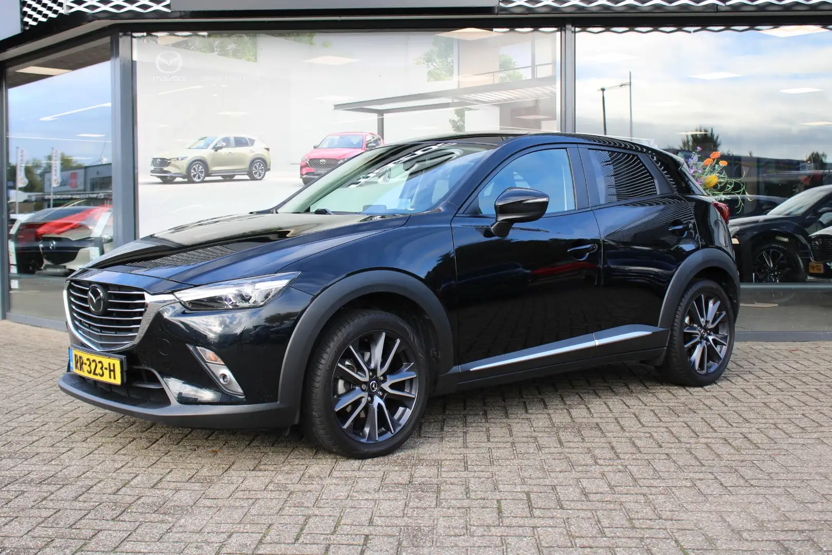 Mazda CX-3 2.0 SkyActiv-G 120 GT-M , Trekhaak, All Season, LM Noir - 2