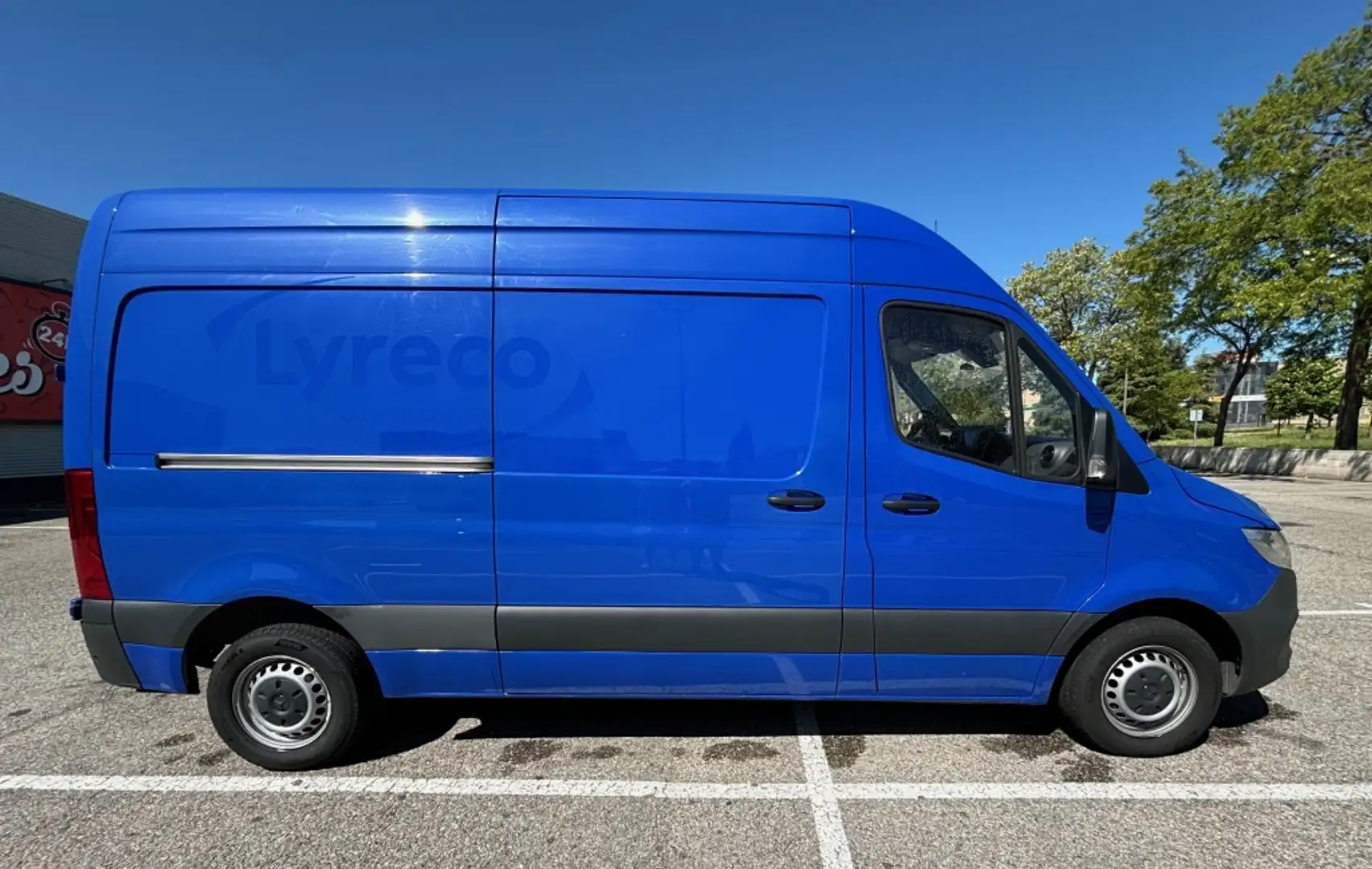 Mercedes-Benz Sprinter Furgón 214CDI Medio T.E. tD Azul - 1