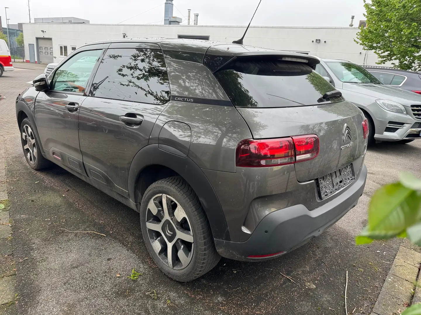 Citroen C4 Cactus Shine, 1. Hand, Scheckheft gepflegt, Unfall Wagen Gris - 1
