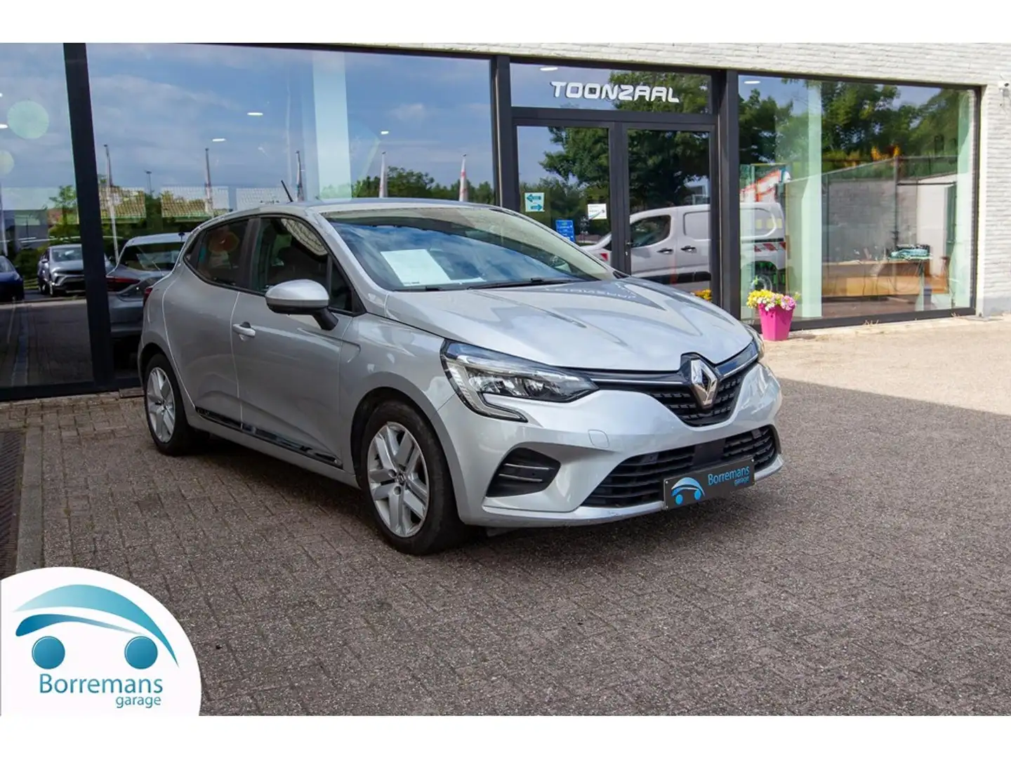 Renault Clio 1.6 E-TECH HYBRID 140 PK BUSINESS Automaat Zilver - 1