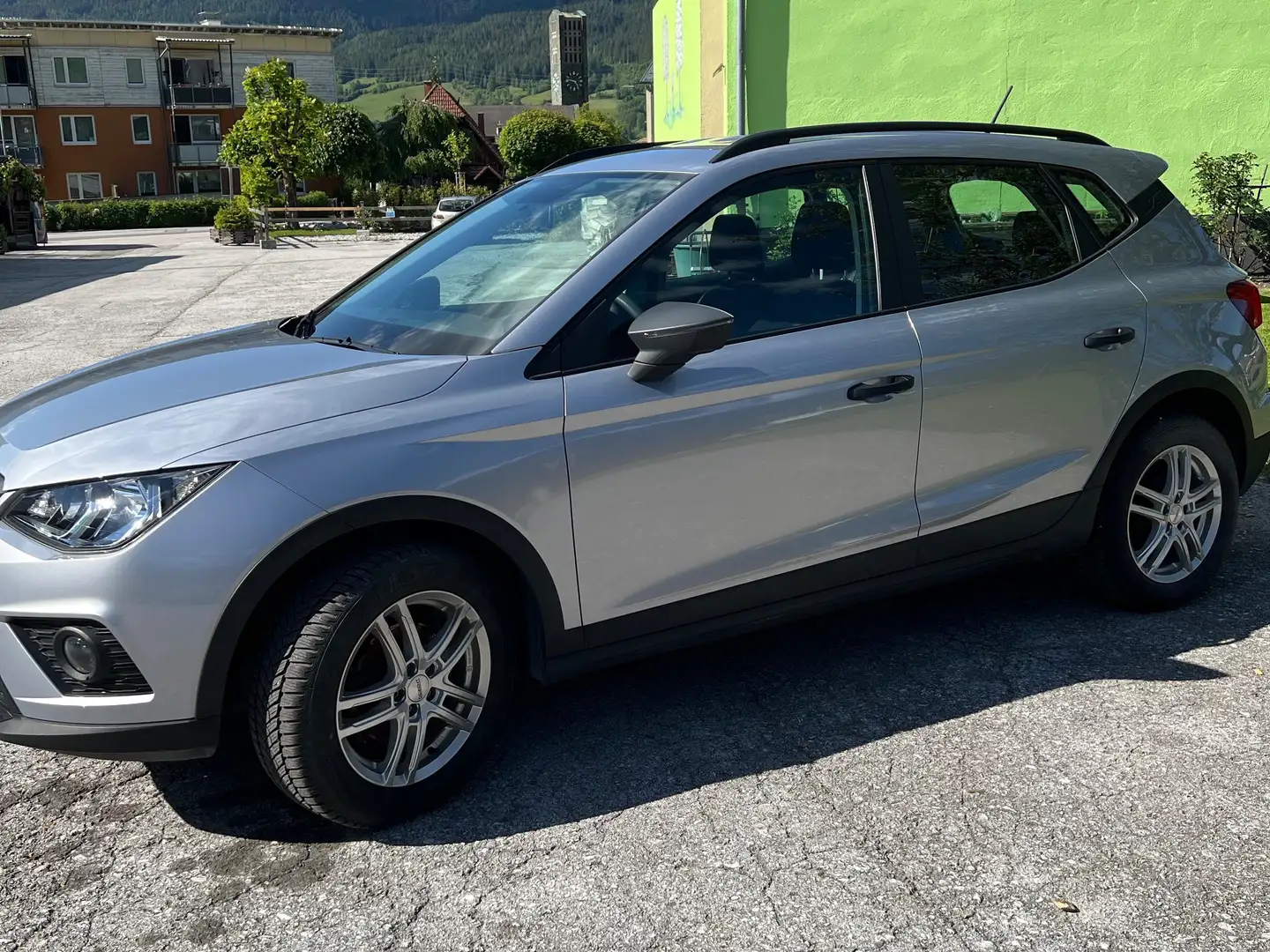 SEAT Arona TSI 1.0, Austria Edition Argintiu - 2