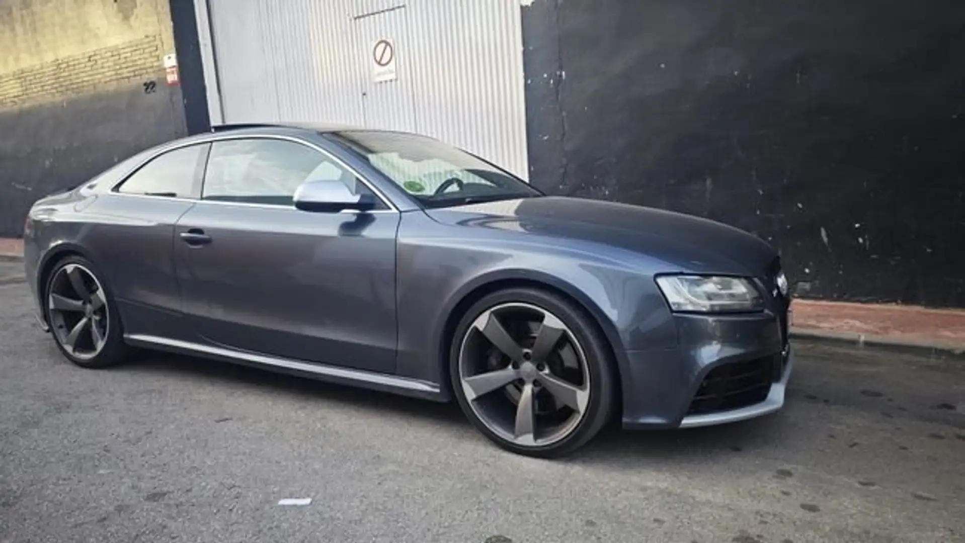 Audi RS5 4.2 quattro S-Tronic Grau - 1