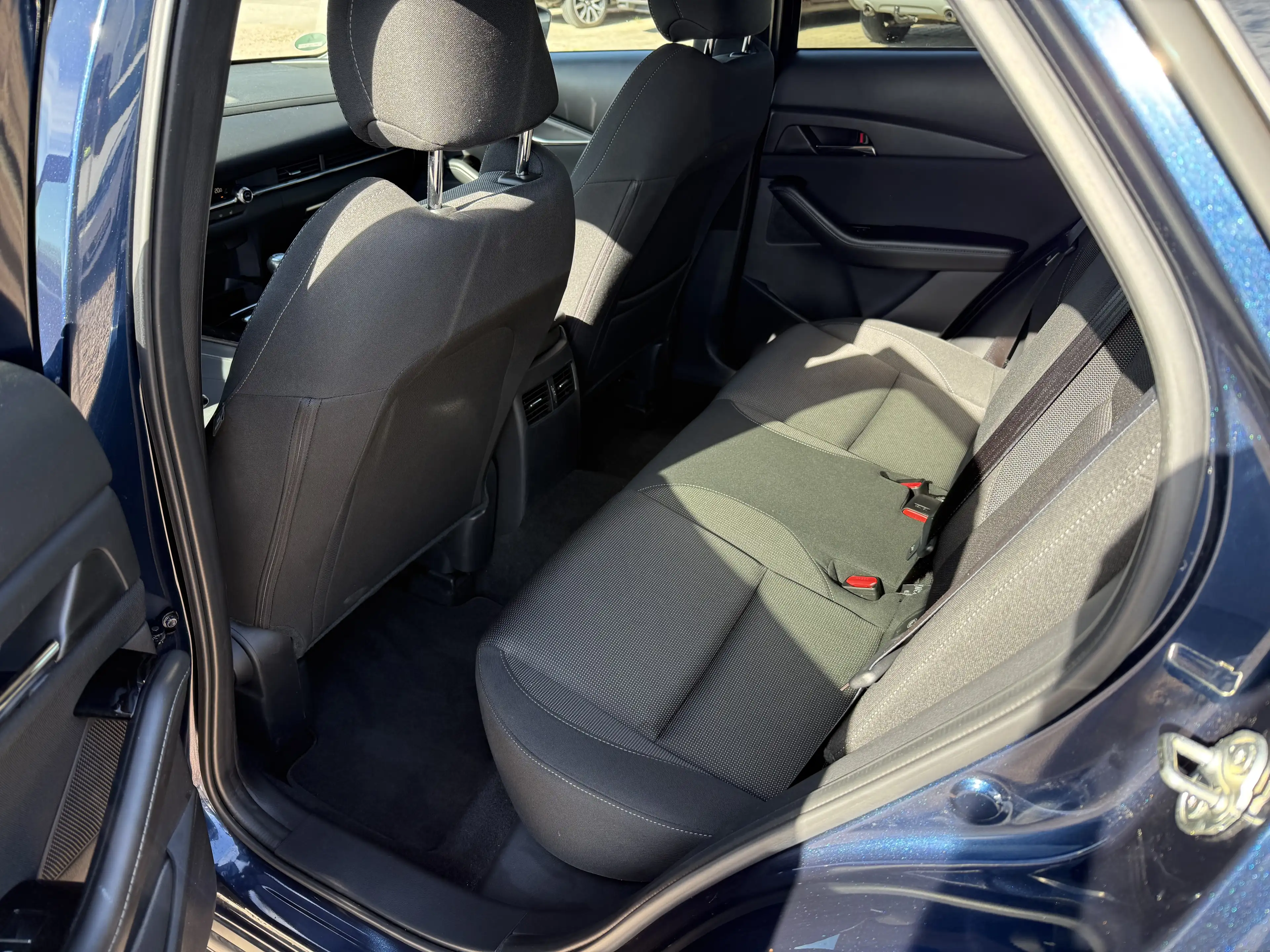 Mazda CX-30 Selection AWD  Hybrid/Benzin — photo 7