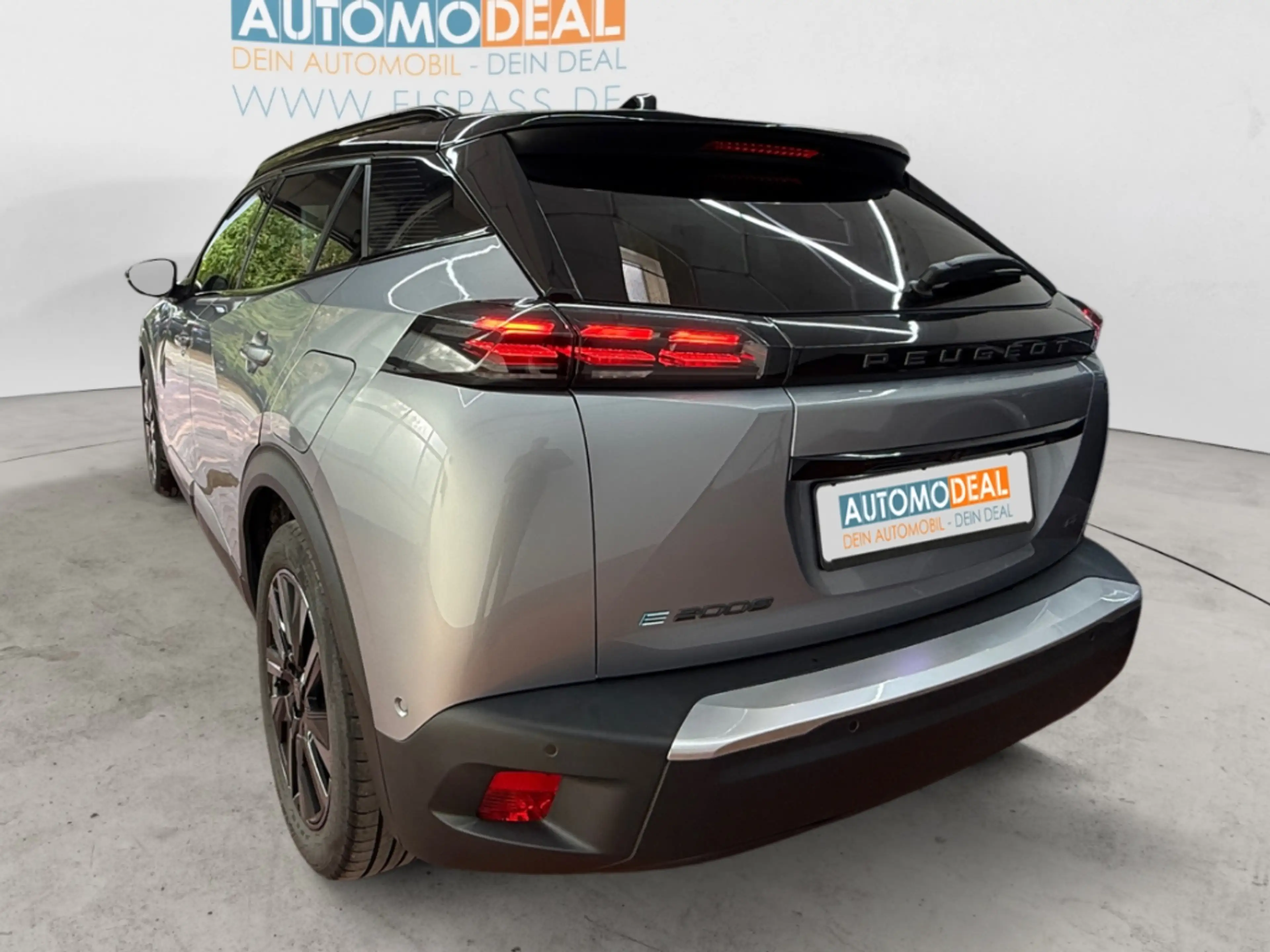 Peugeot 2008 GT B-ZERT  NAV LED DIG-DISPLAY KAMERA SITZ.HZG TEM — photo 7