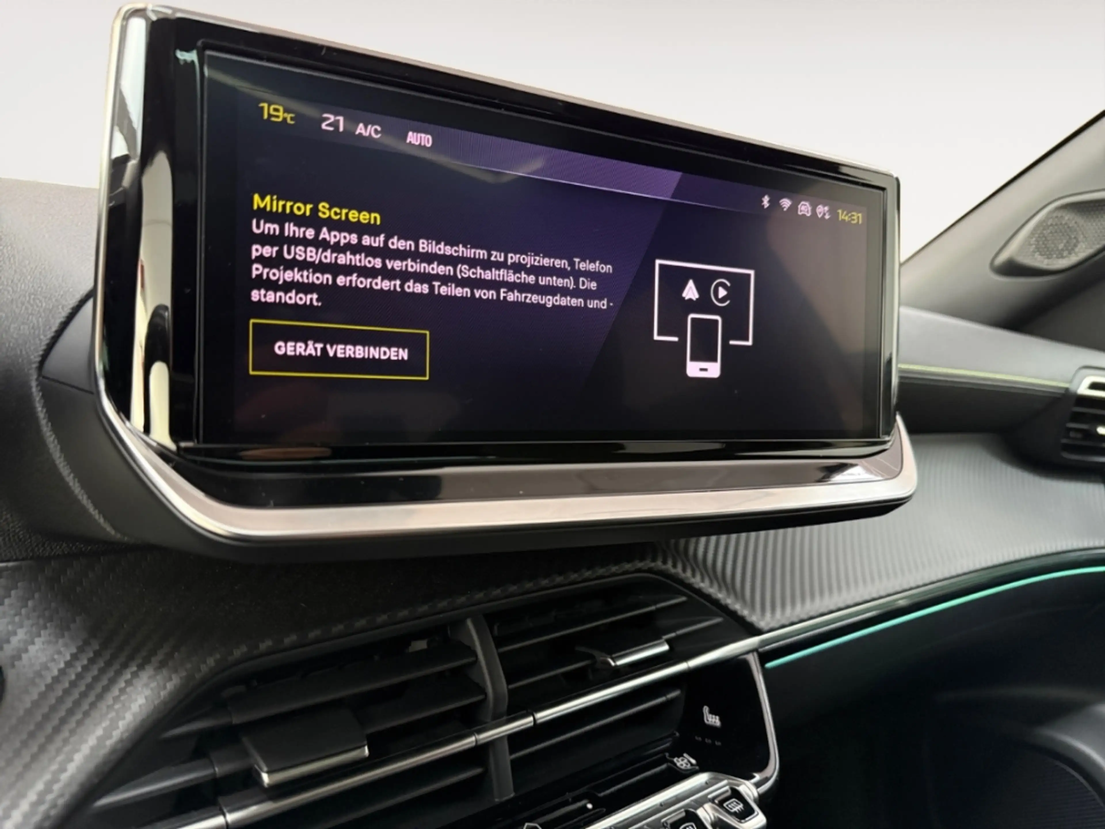Peugeot 2008 GT B-ZERT  NAV LED DIG-DISPLAY KAMERA SITZ.HZG TEM — photo 10