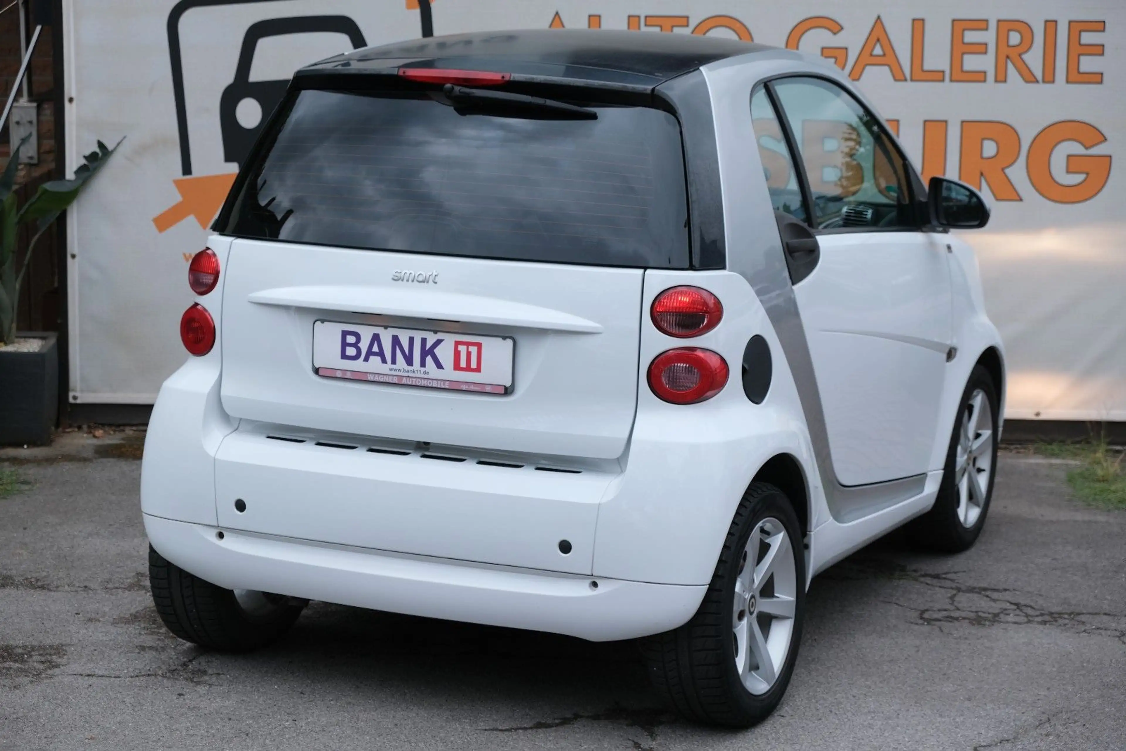 smart forTwo Turbo Edition 10 PANORAMA EFH SHZ TÜV NEU — photo 8