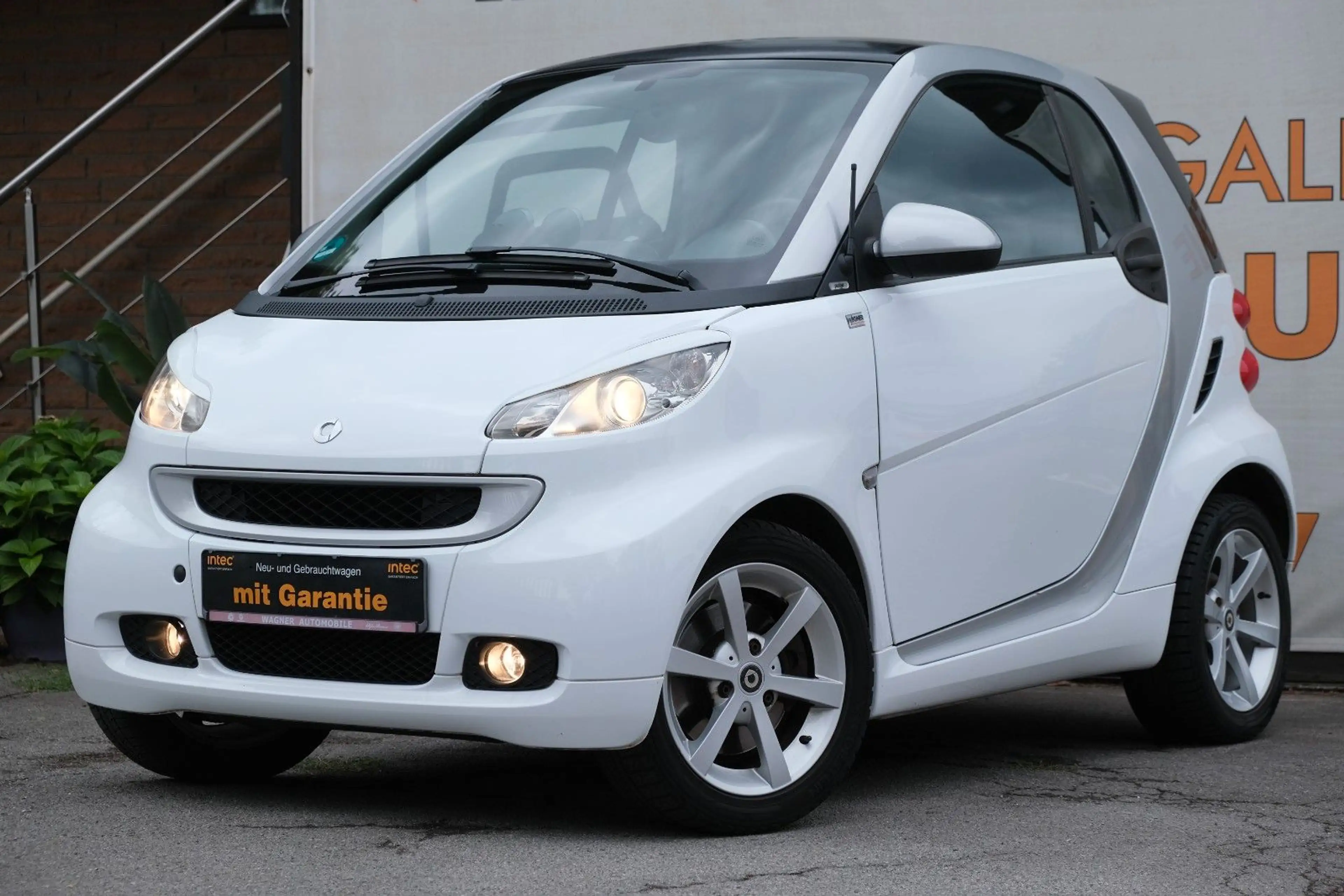 smart forTwo Turbo Edition 10 PANORAMA EFH SHZ TÜV NEU — photo 4