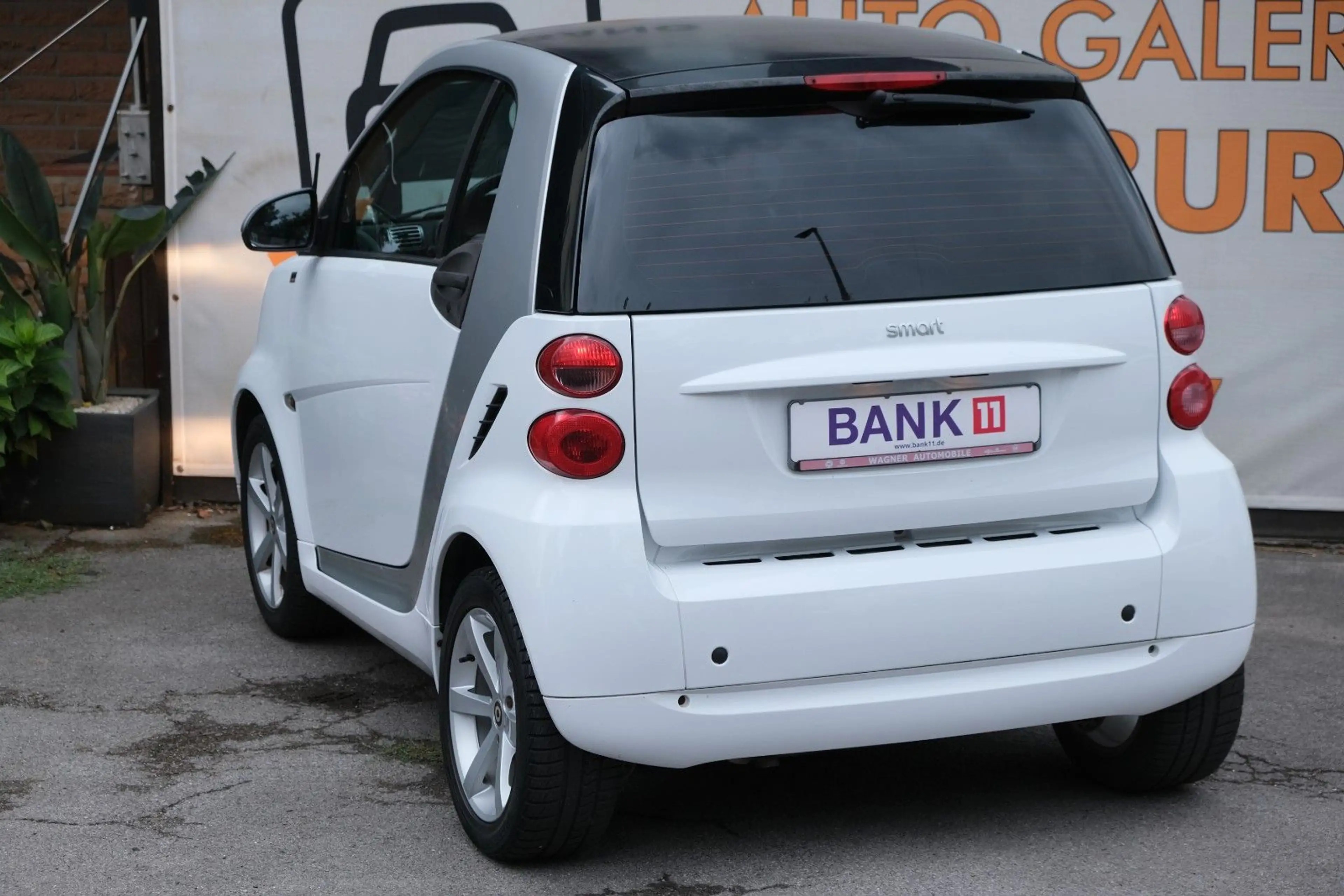 smart forTwo Turbo Edition 10 PANORAMA EFH SHZ TÜV NEU — photo 7