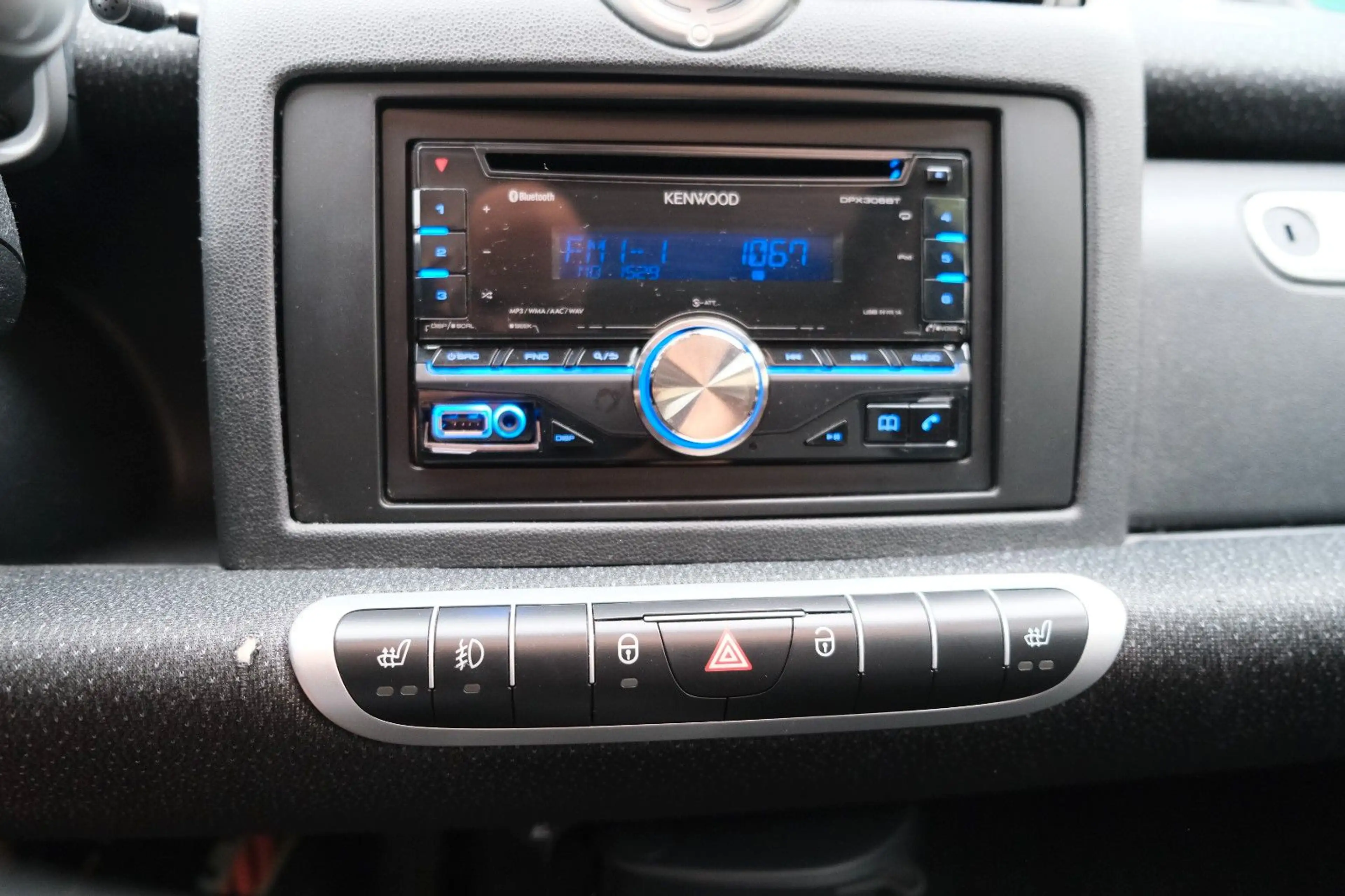 smart forTwo Turbo Edition 10 PANORAMA EFH SHZ TÜV NEU — photo 14
