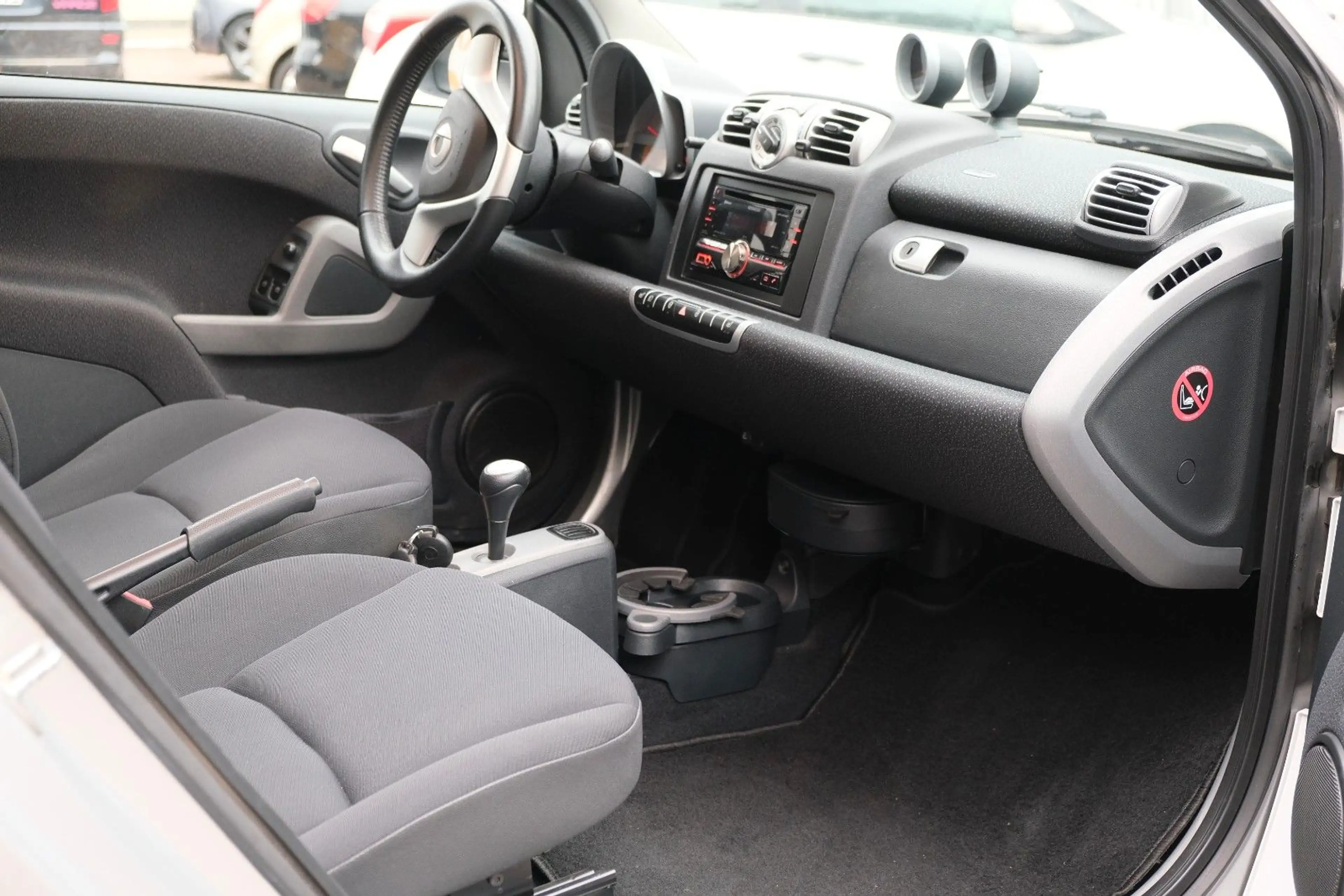 smart forTwo Turbo Edition 10 PANORAMA EFH SHZ TÜV NEU — photo 12