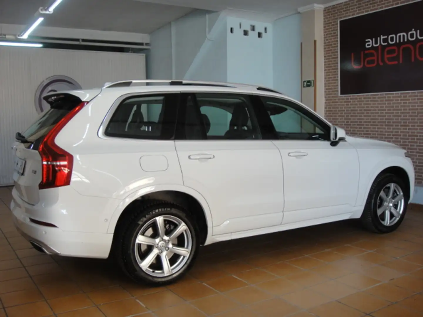 Volvo XC90 T8 Twin Momentum AWD 407 Blanco - 2