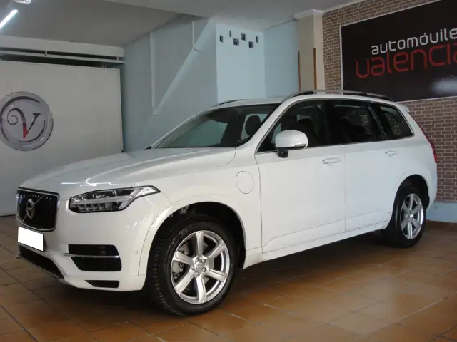 Volvo XC90 T8 Twin Momentum AWD 407