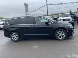 Chrysler Pacifica 2024