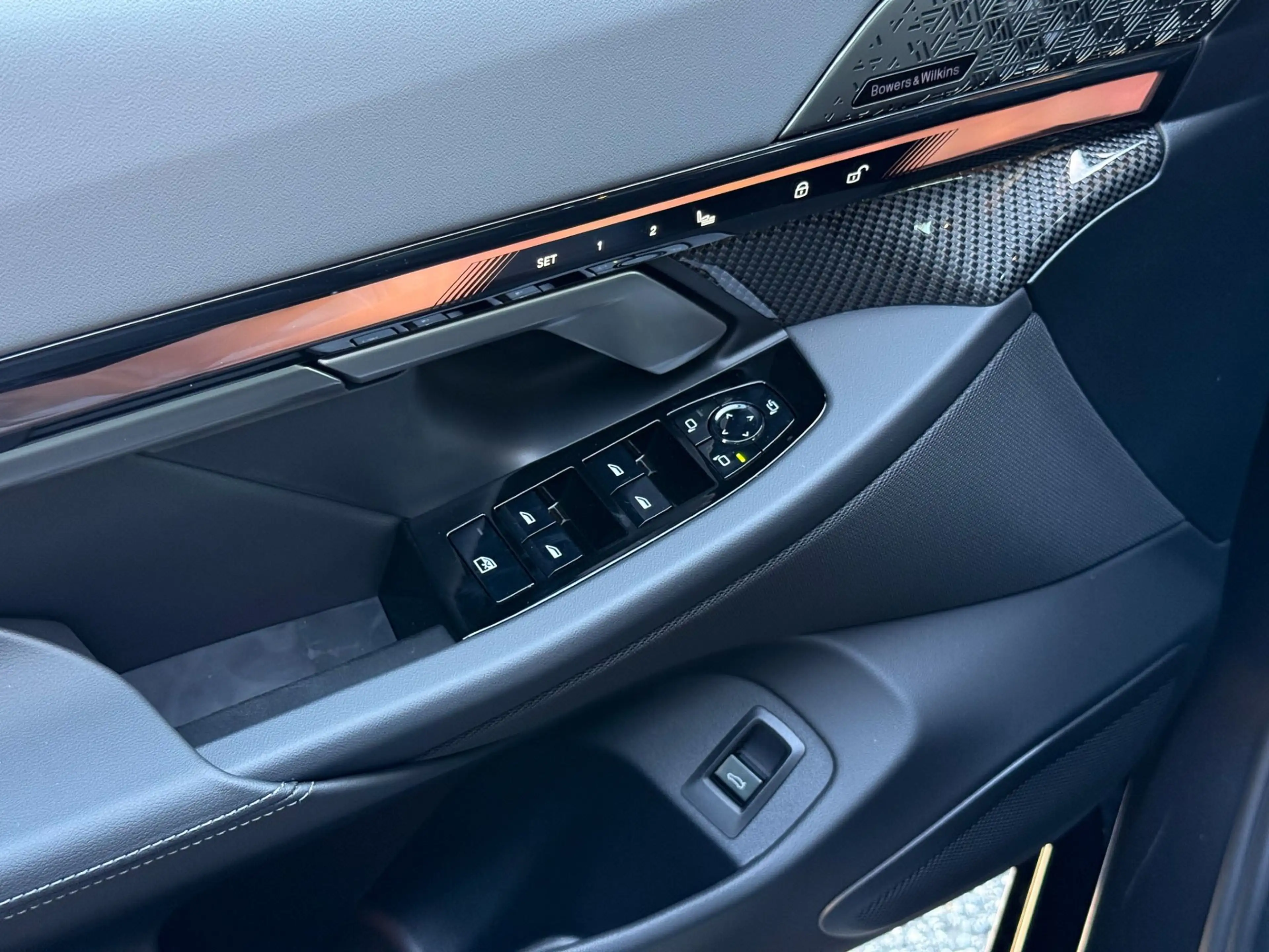 BMW 540 d xDrive — photo 12