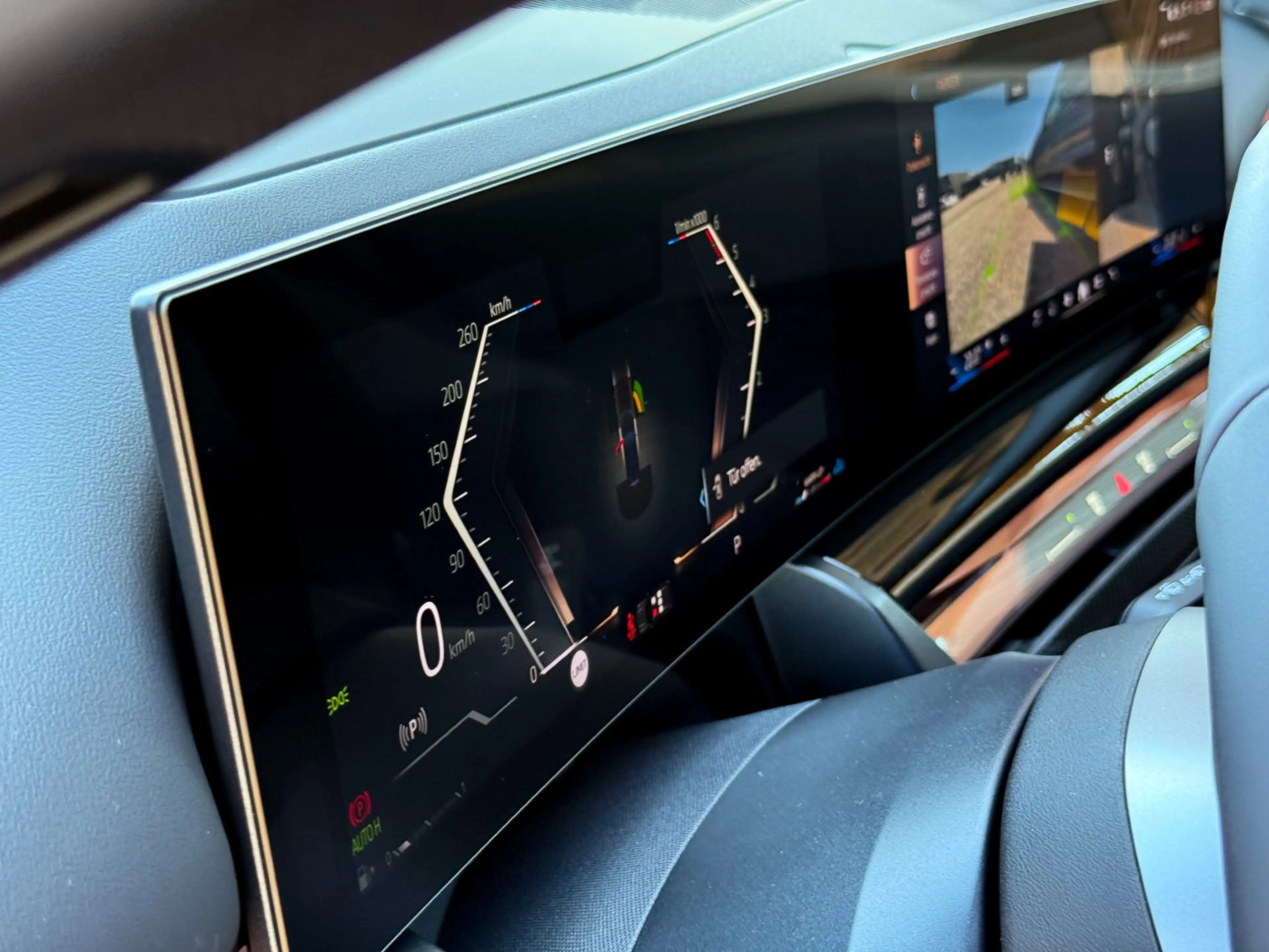 BMW 540 d xDrive — photo 10