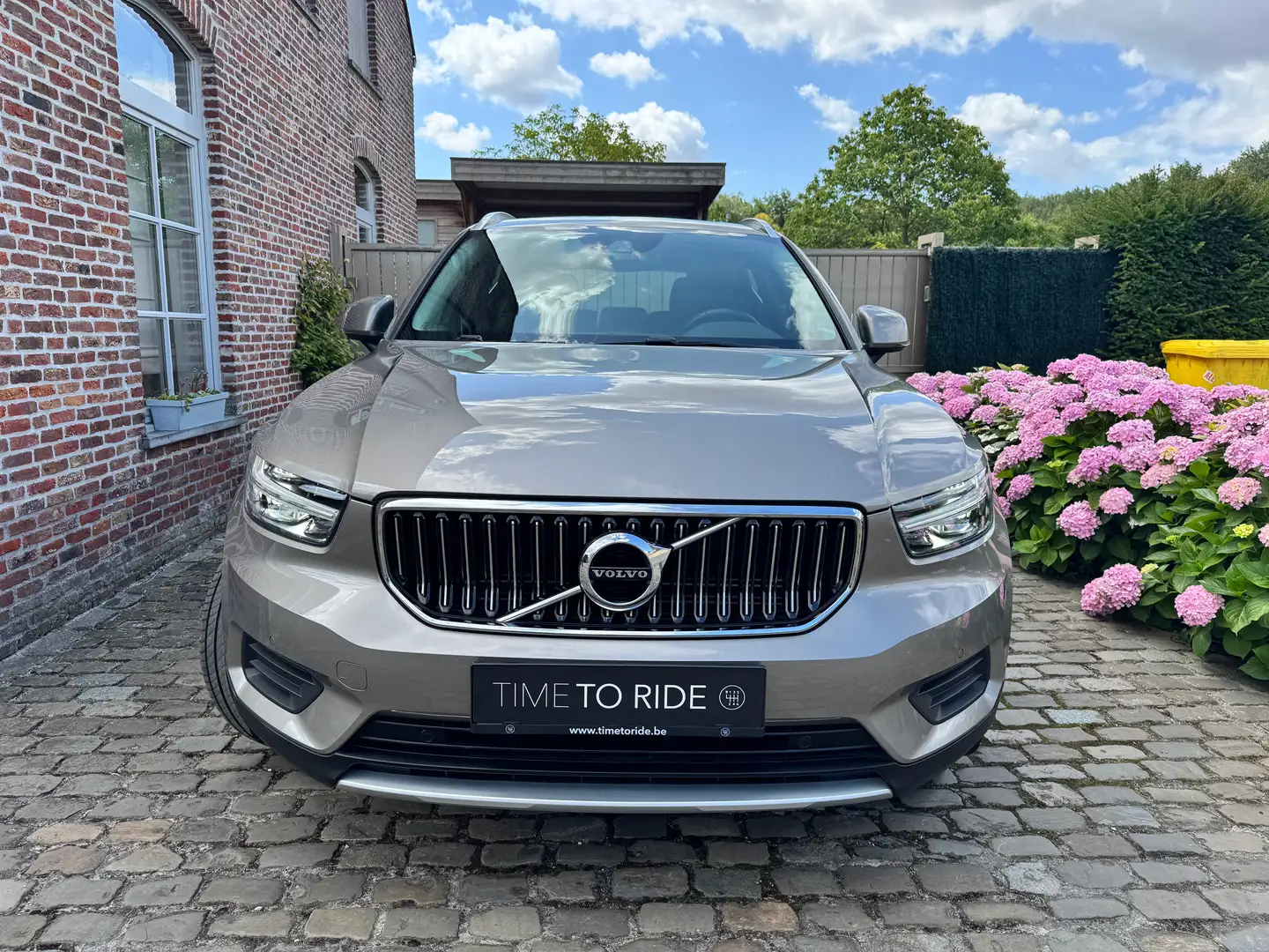 Volvo XC40 XC40 T5 Recharge Inscription Grijs - 2