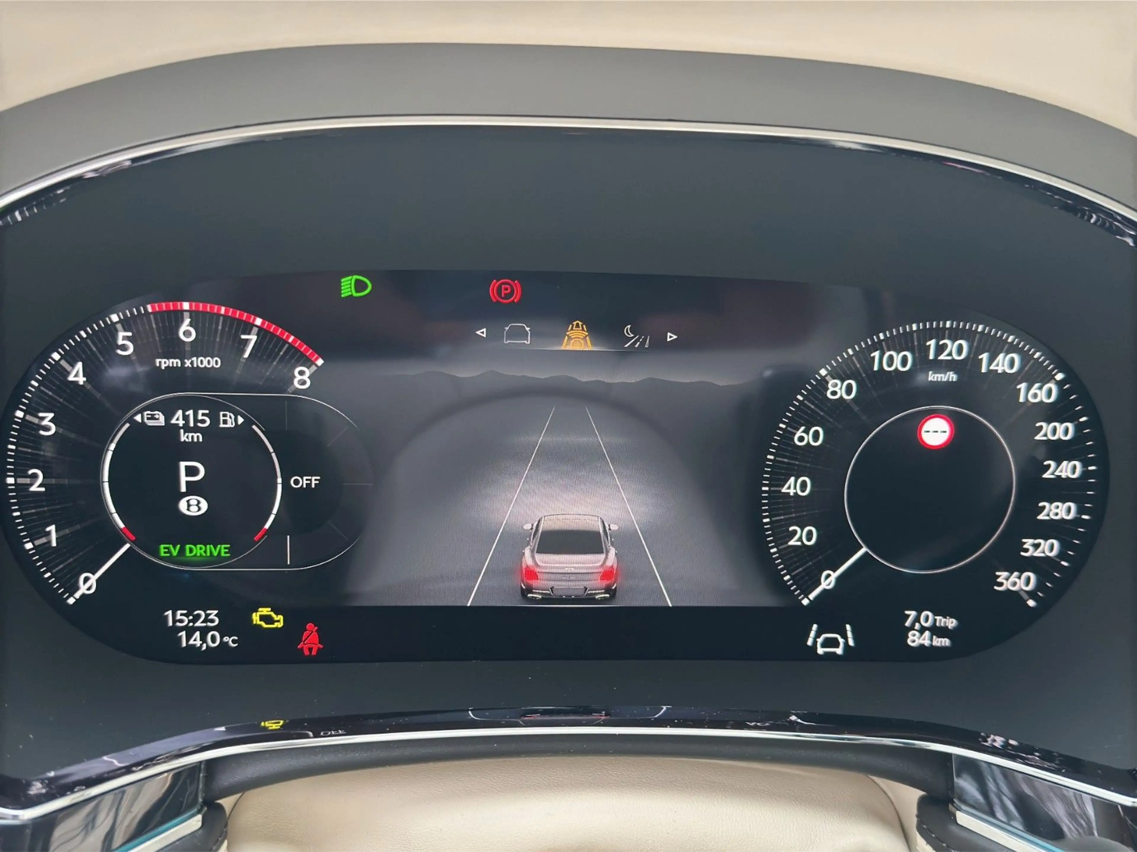 Bentley Flying Spur MY26 — photo 10