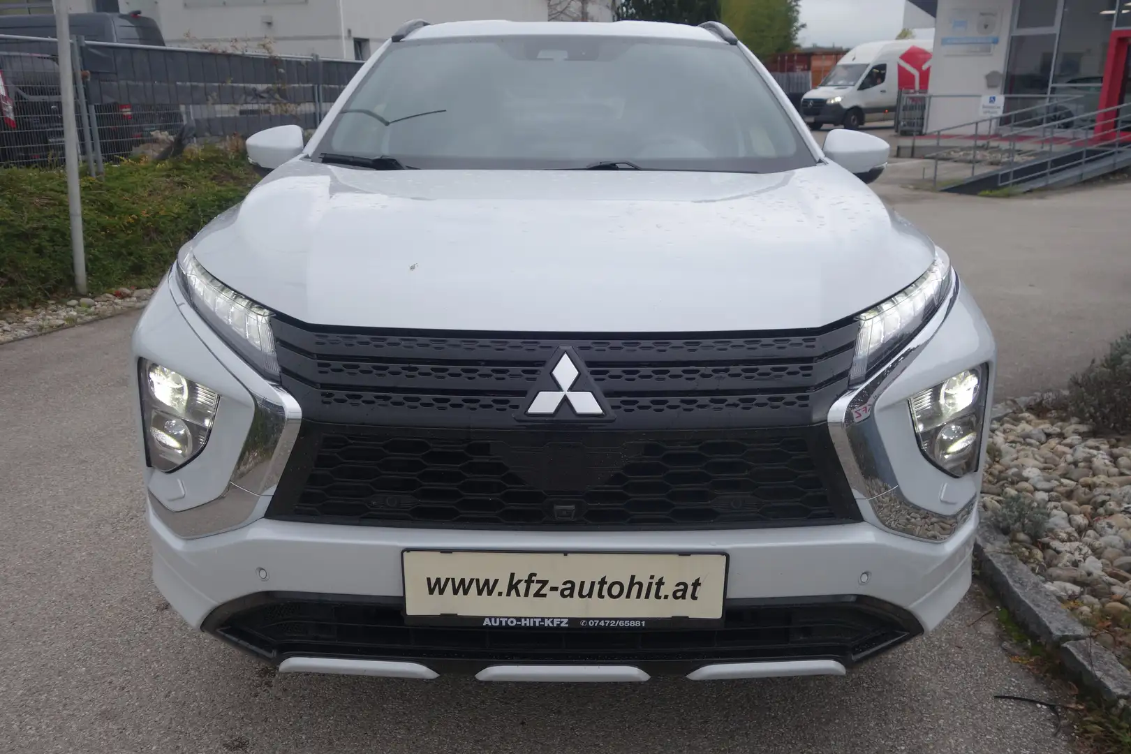 Mitsubishi Eclipse Cross 2,4 PHEV 4WD Select Aut. ***leasingfähig*** Weiß - 2
