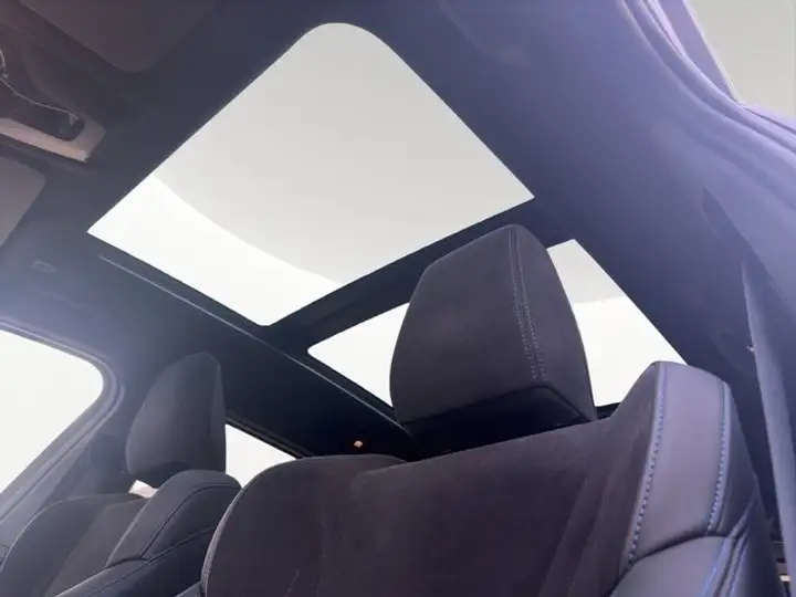 BMW X1 2023, foto 13