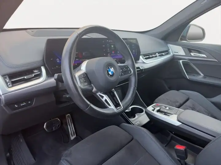BMW X1 2023, foto 11