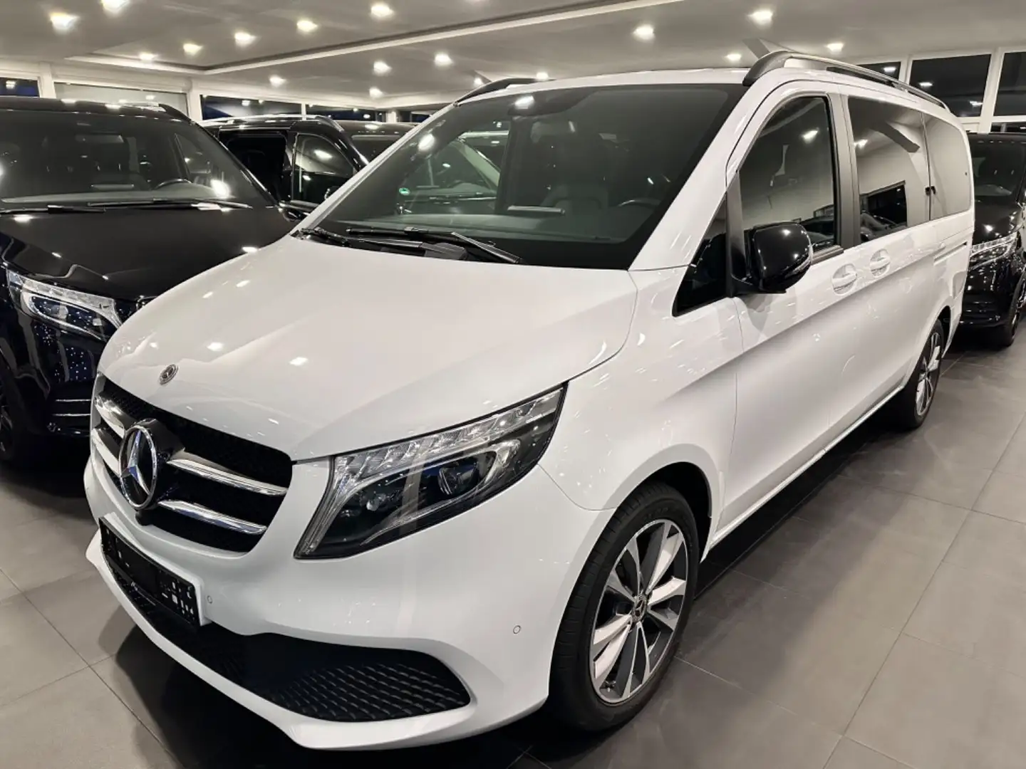Mercedes-Benz V 300 d AVANTGARDE EDITION*Lang*MBUX*StHz*Leder* Blanc - 1
