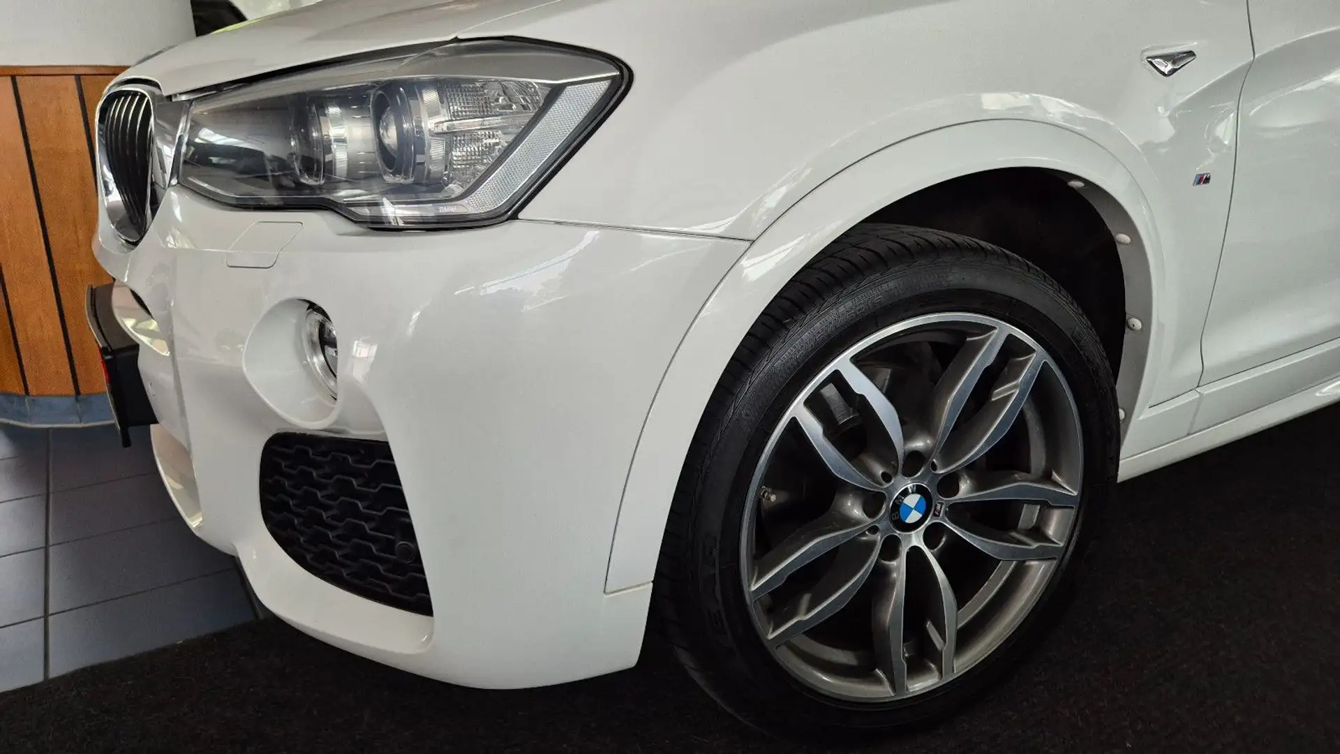 BMW X3 20d M Sport/19"/AHK/HUD/RFK/SHZ/Spur/Temp Weiß - 2