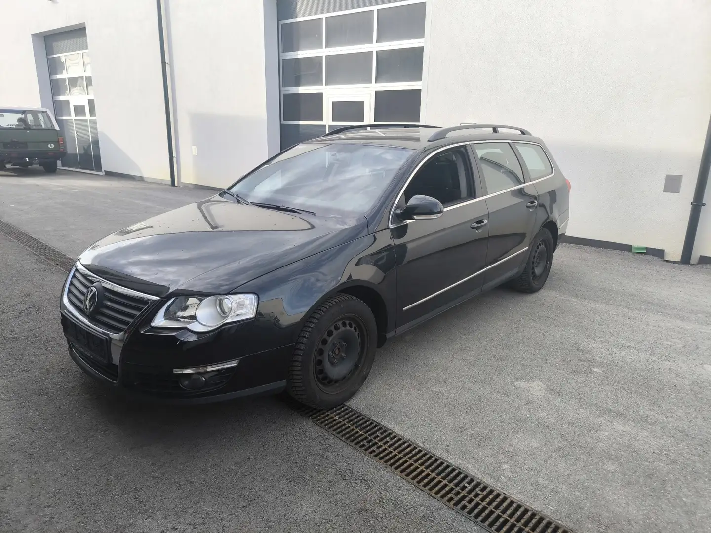 Volkswagen Passat Variant 2.0 TDI 4Motion Individual Chrom - 1