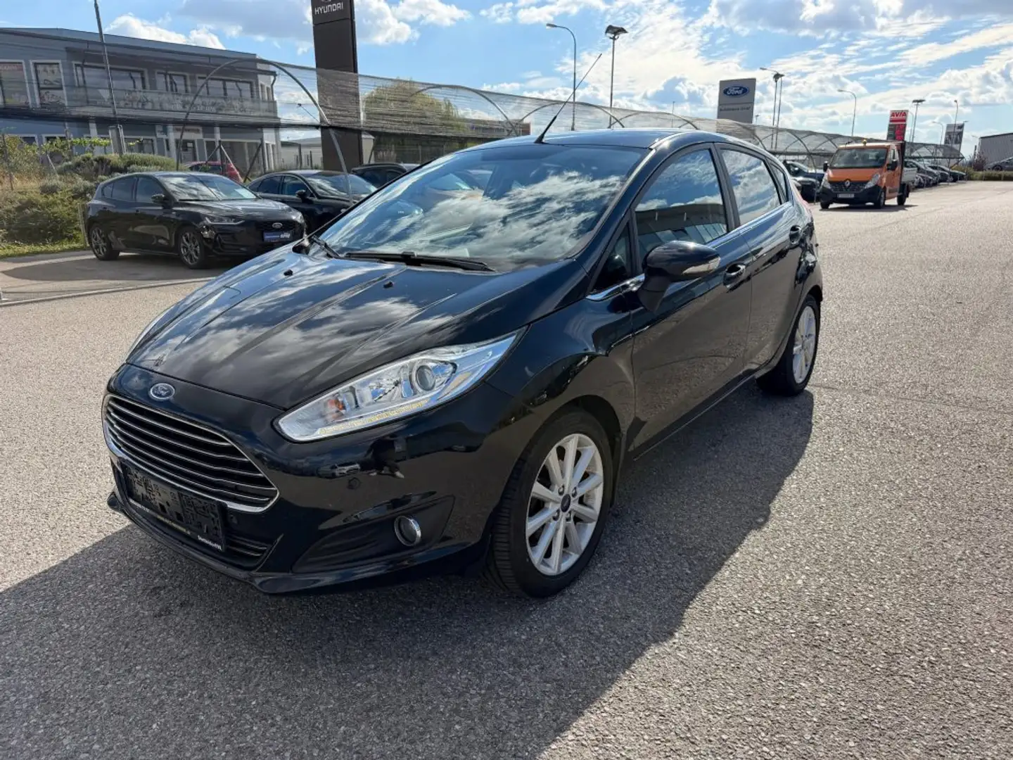 Ford Fiesta Titanium 1,0 EcoBoost Powershift Aut. Schwarz - 2