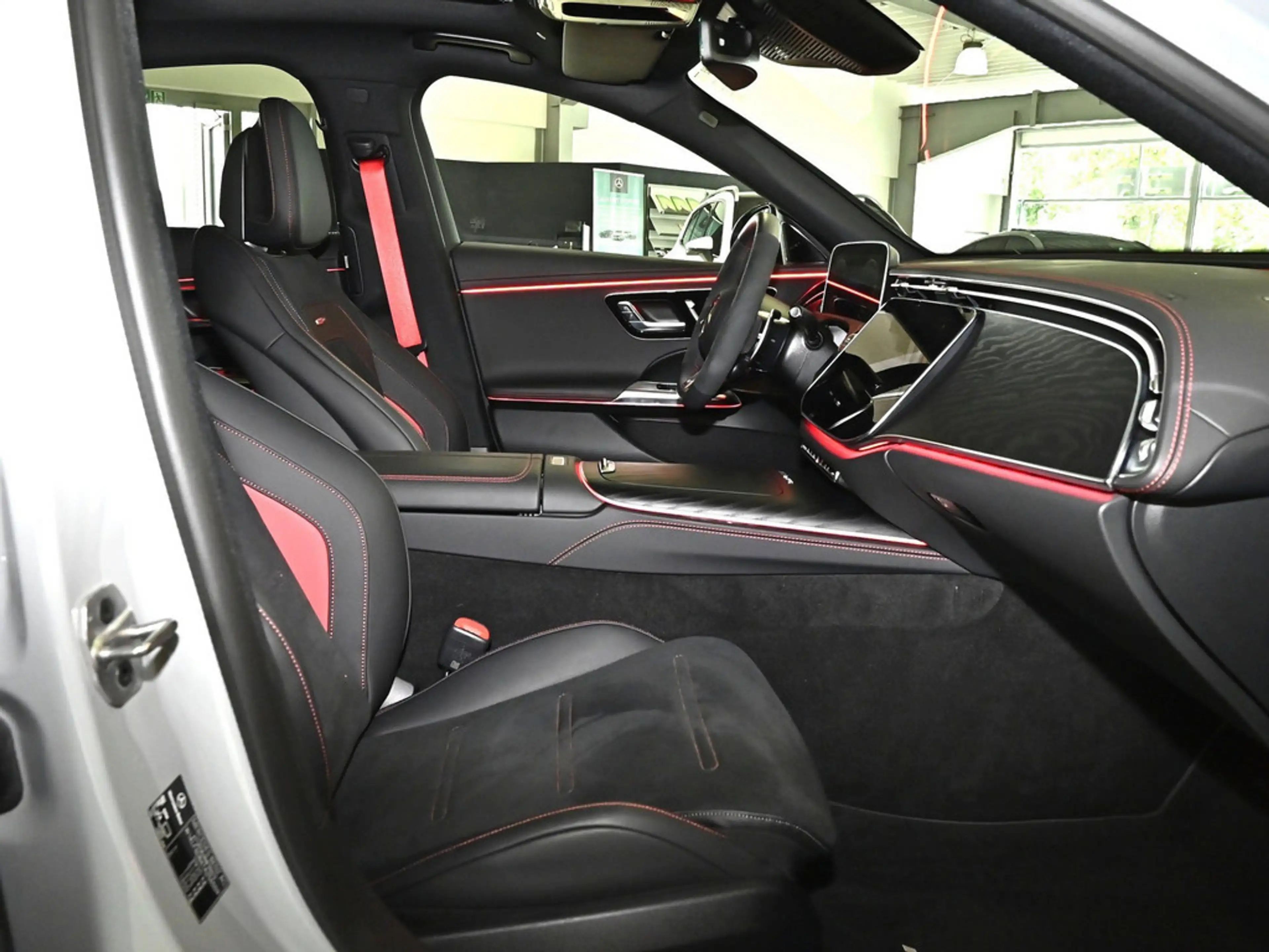 Mercedes-Benz E 53 AMG Hybrid 4M+ Premium+ Dyn+ Carbon ACC — photo 9