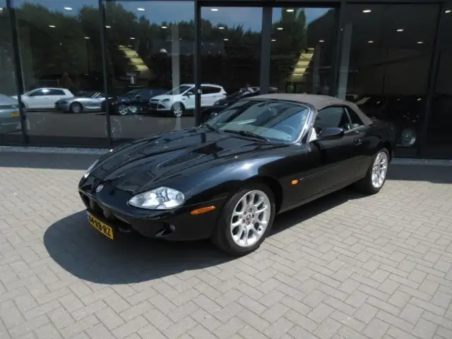 Jaguar XKR 4.0 V8 Convertible Supercharged ,Volledig Historie