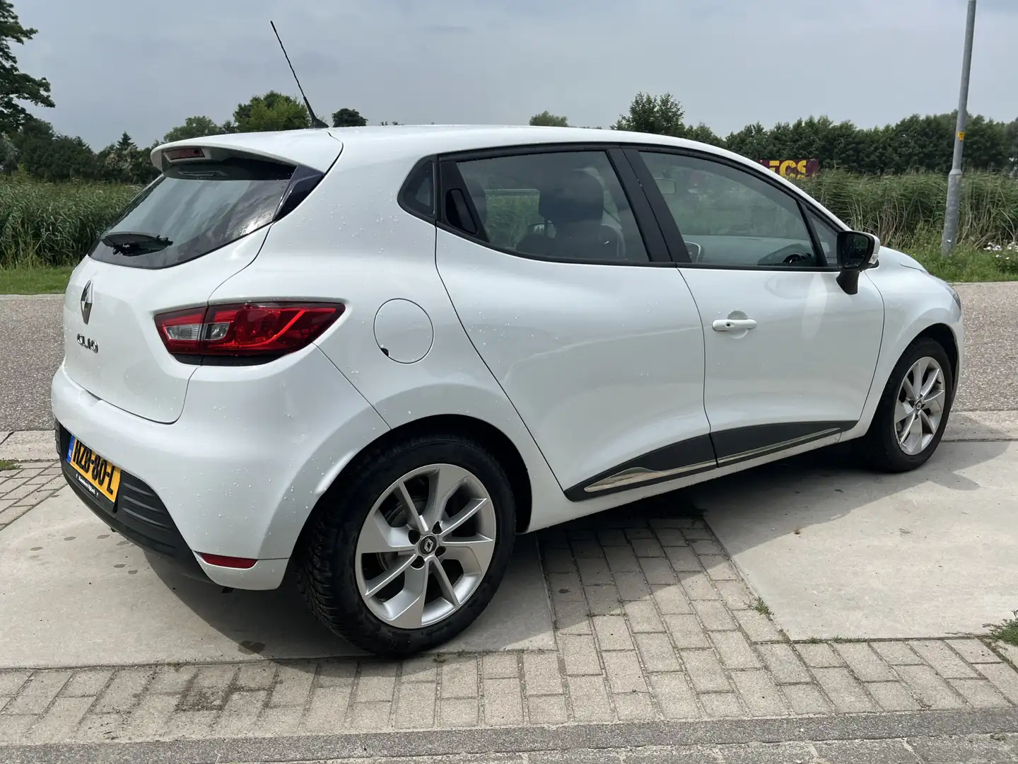 Renault Clio 0.9 TCe / Trekhaak afneembaar / Dealer onderhouden Fehér - 2