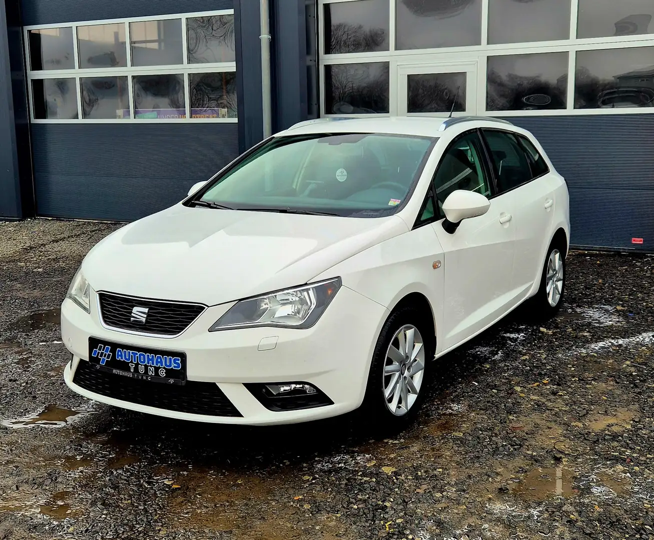 SEAT Ibiza Sun, Automatik, Sun-Plus-Paket, Steuerkette Neu Weiß - 1