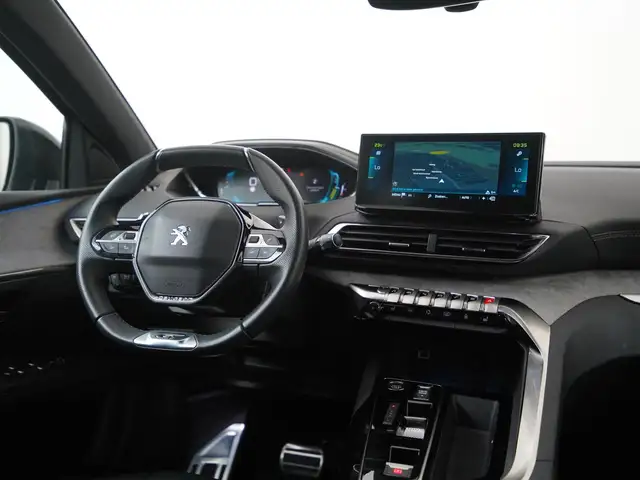 Peugeot 3008 view 7