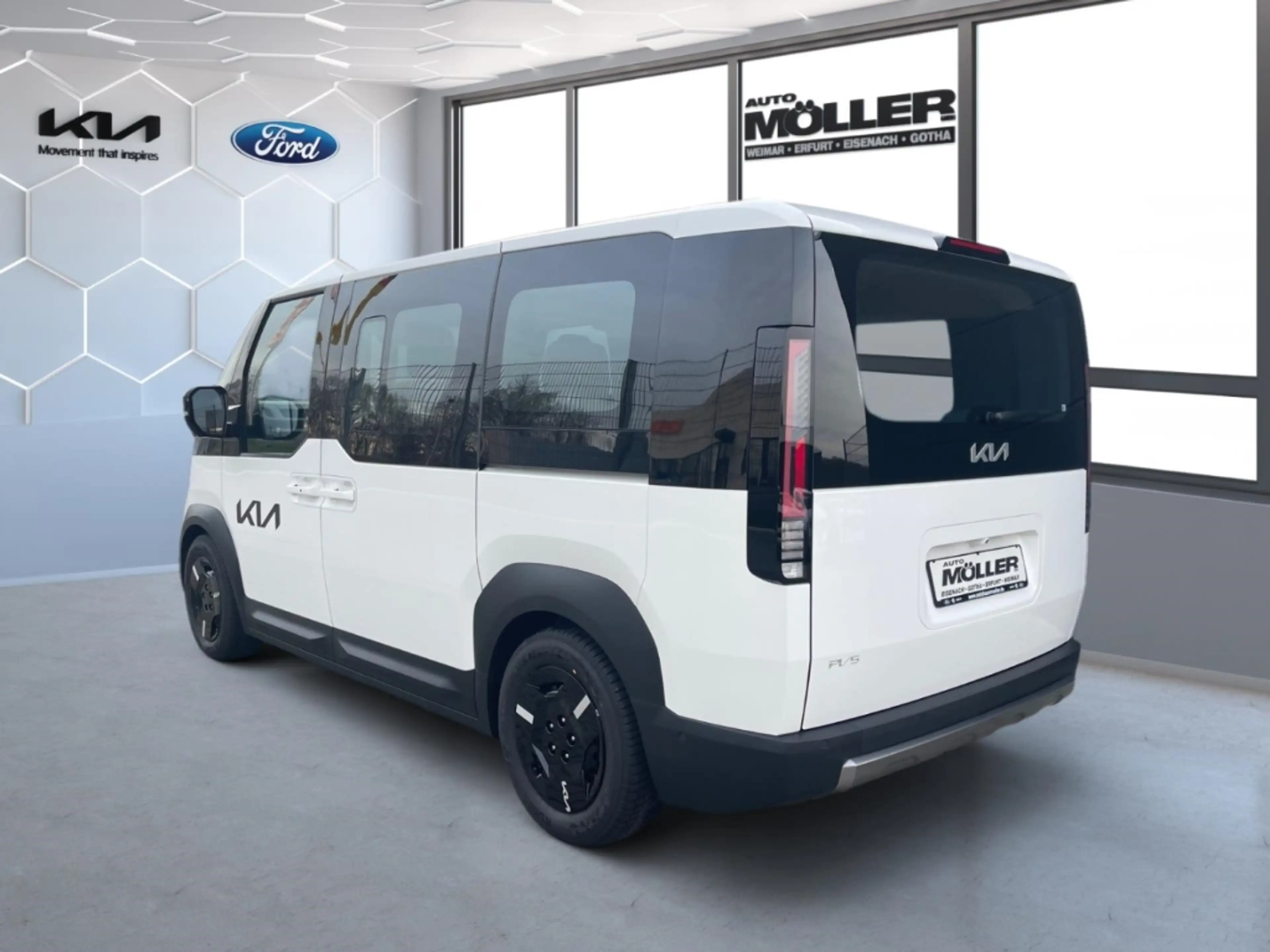 Kia PV5 Passenger Passenger 71.2 kWh Elite WP Power Smart Comfort Co — photo 4