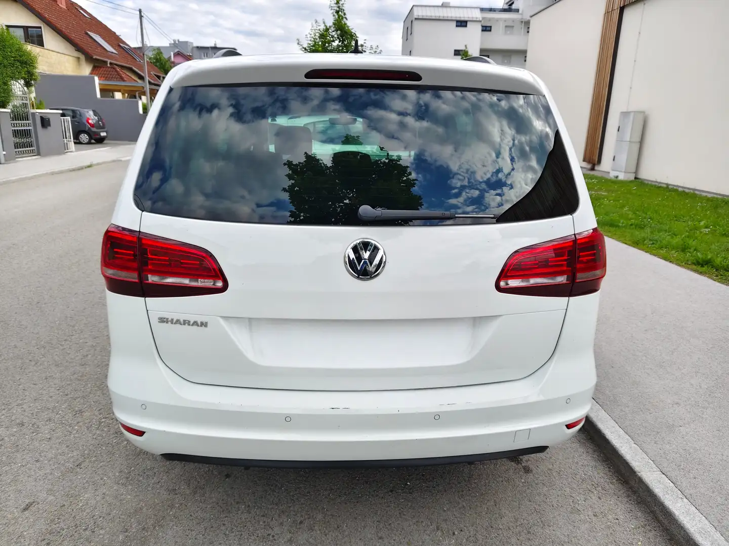 Volkswagen Sharan Sharan Comfortline SCR 2,0 TDI DSG 7 Sitze Comfort Weiß - 2