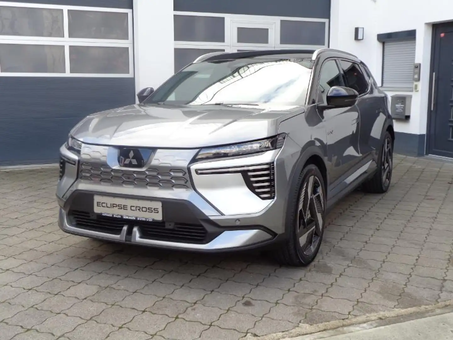Mitsubishi Eclipse Cross Diamant TOP 87 kWh (22kW) Grau - 2