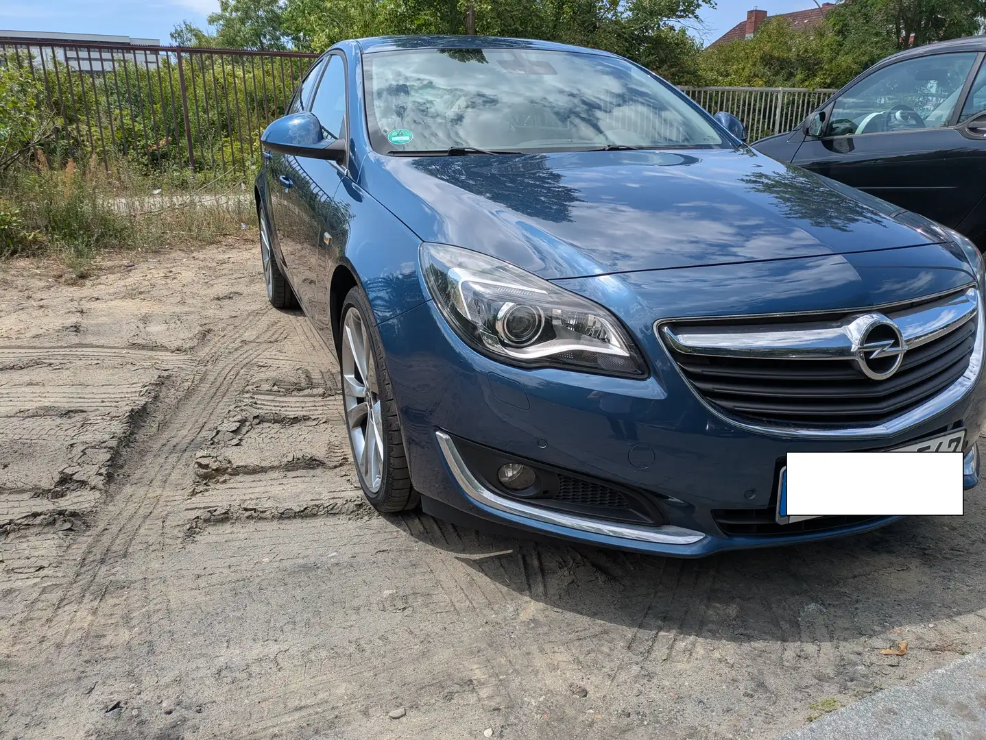 Opel Insignia Insignia Fließheck Diesel 1.6 CDTI  Busi Blau - 1